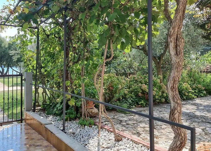 Διαμέρισμα Petretic 2 *