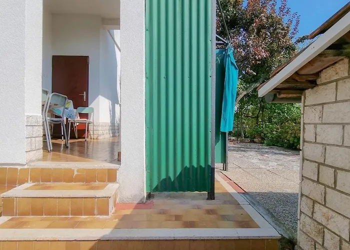 Διαμέρισμα Petretic 2 *